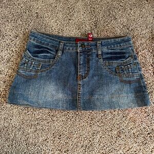 Vintage Y2K Blue Jean Women's Mini Skirt Size small/4 medium wash denim